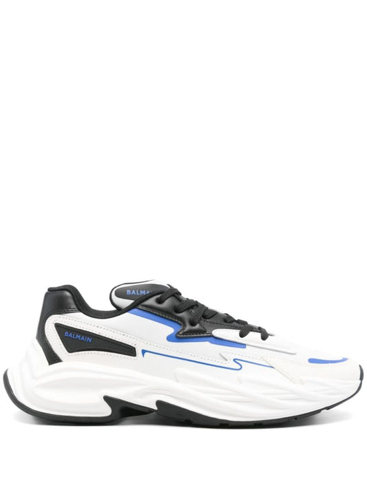 Run-row Sneakers