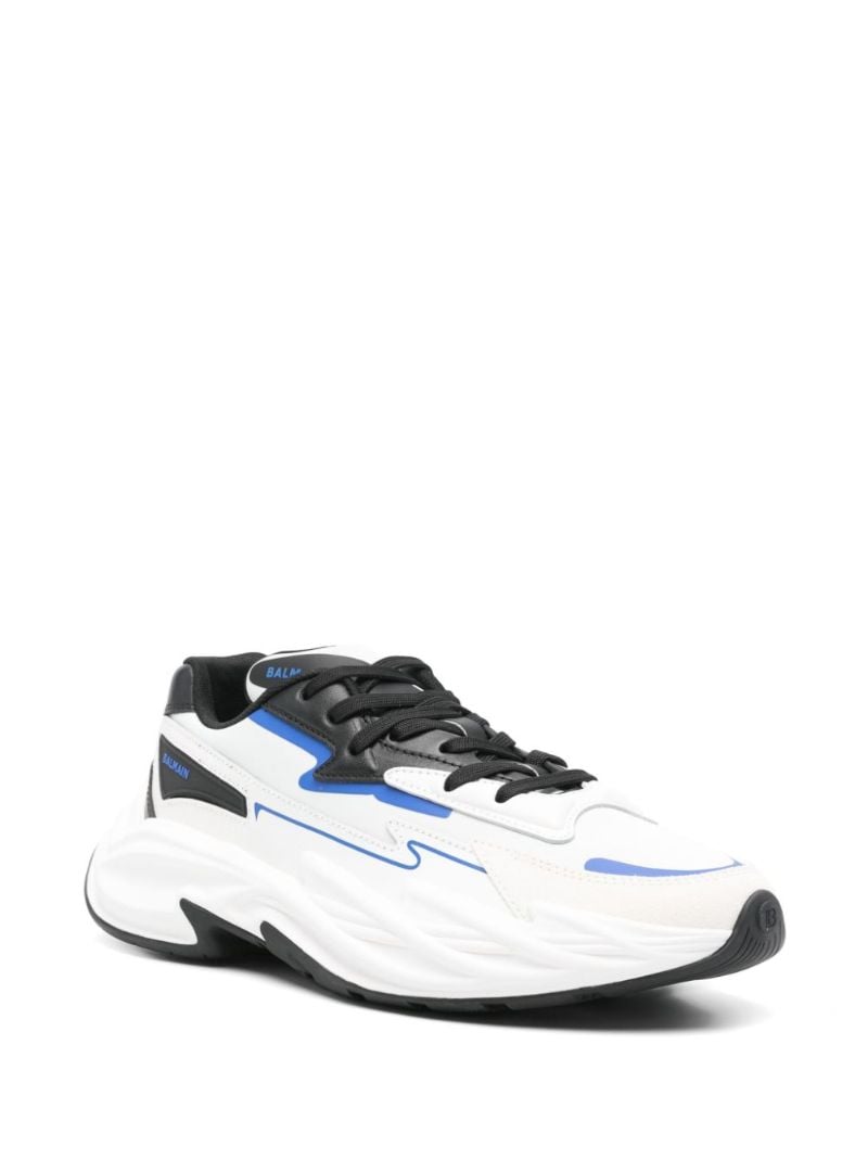 Run-row Sneakers