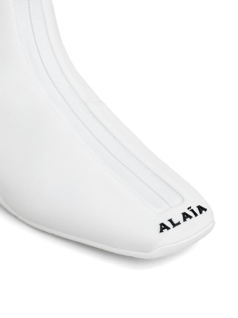 White La Sneakers