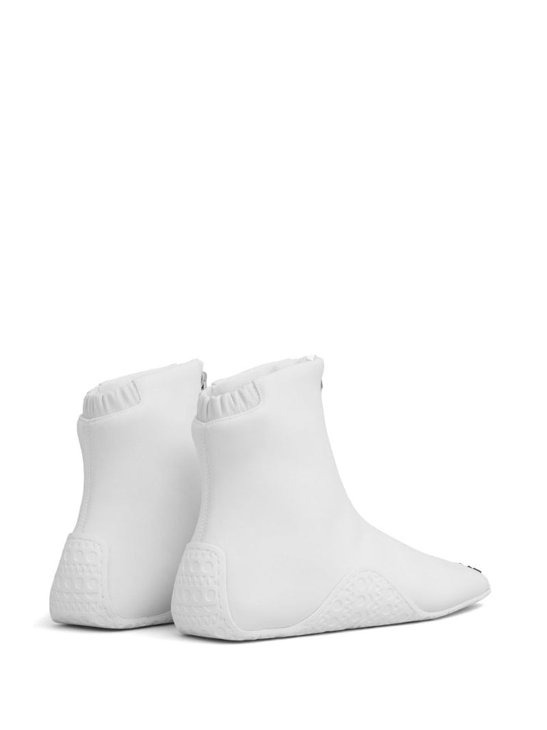 White La Sneakers