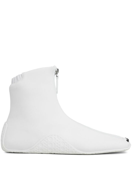 White La Sneakers