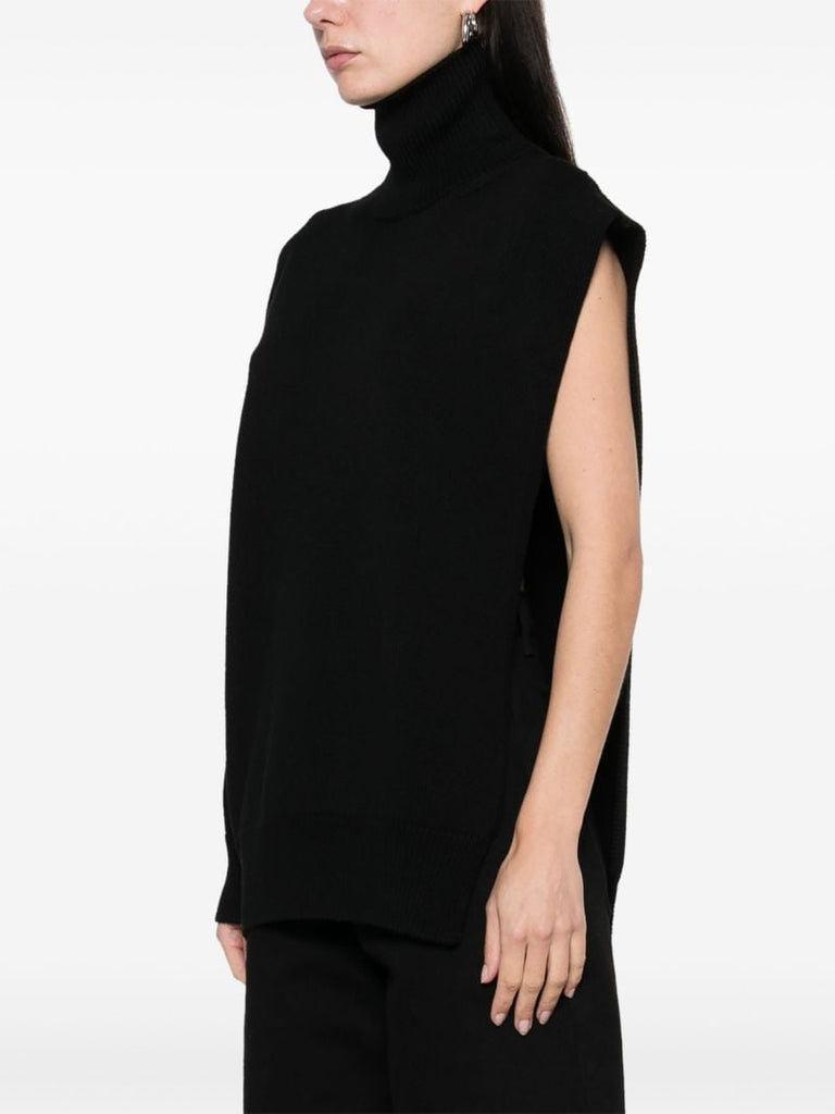Black Single-sleeved Sweater