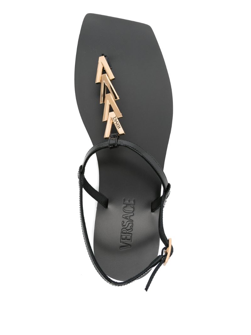 Black V-chain Sandals