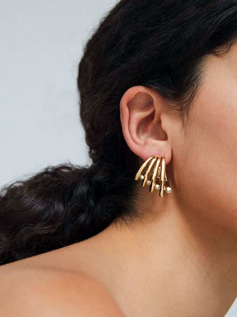 18kt Yellow Gold Oera Diamond Earrings
