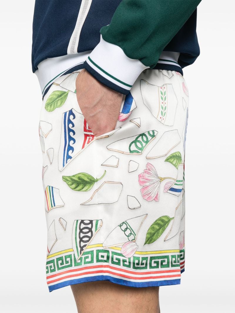 White Le Vase Brise Shorts