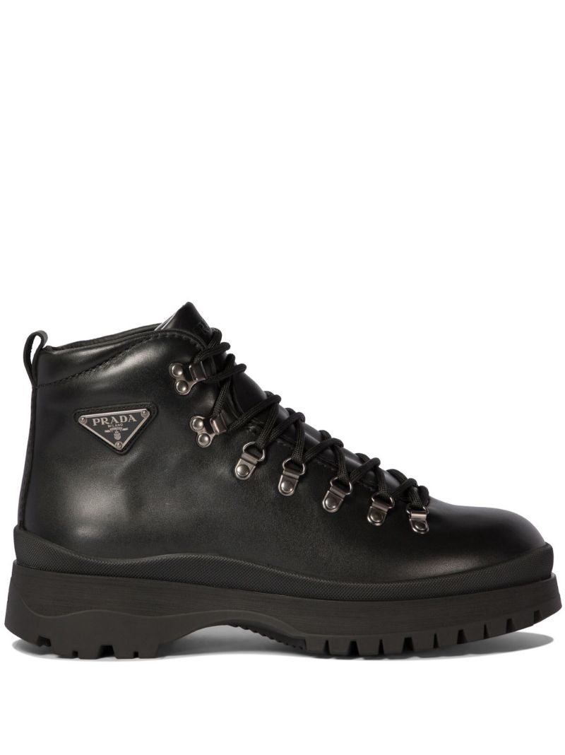 Triangle-logo Boots