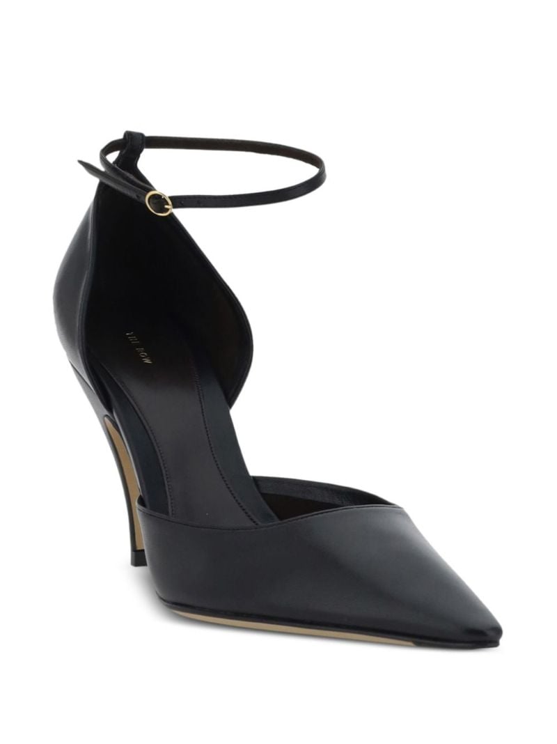 Black Liisa Pumps