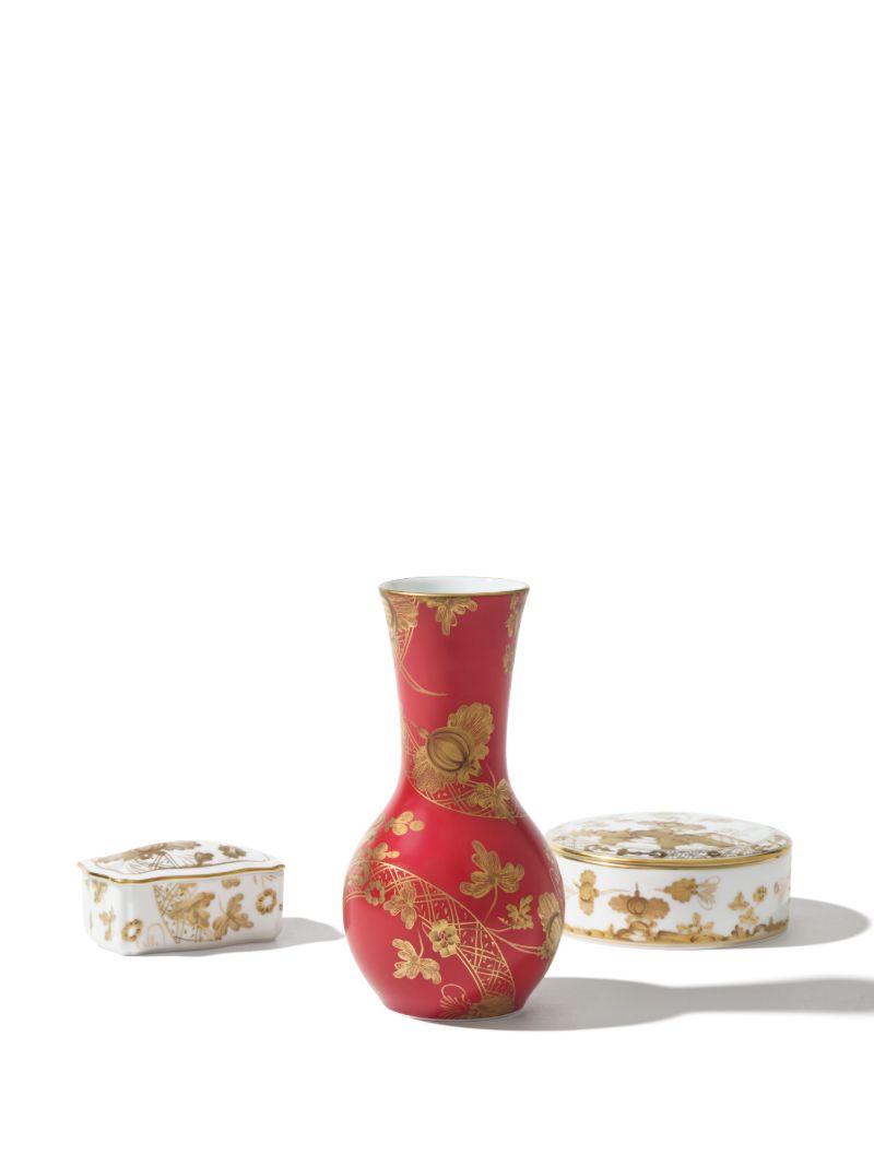 Oriente Italiano Vase