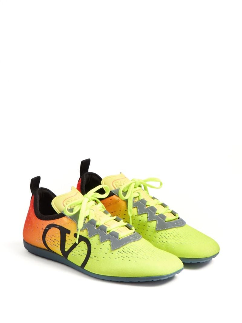 Chromathon Sneakers