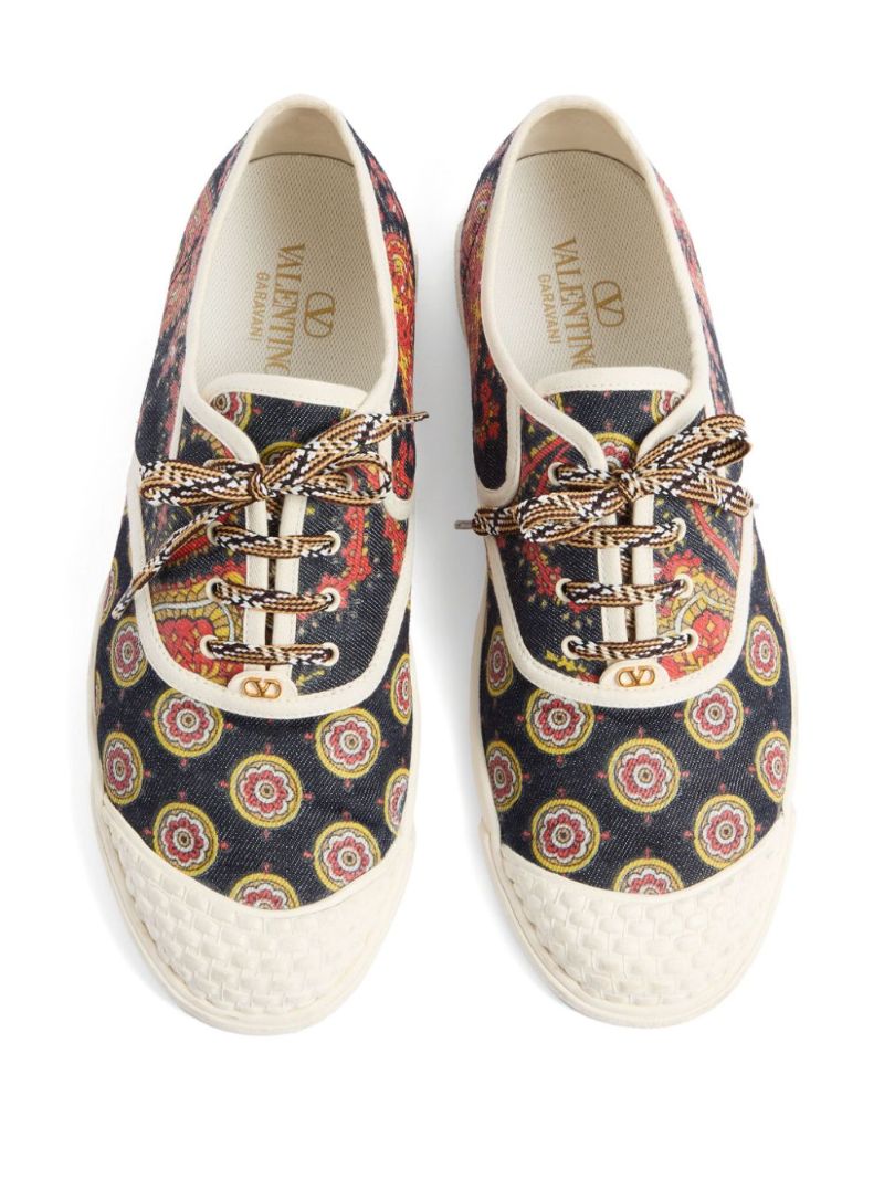 Bay By Bay Sneakers
