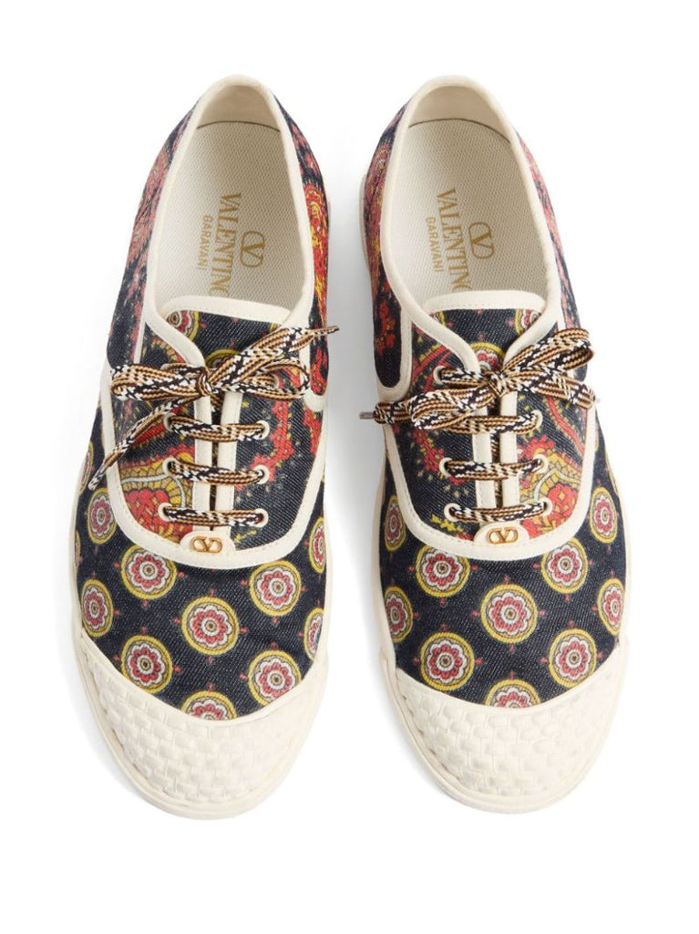 Bay By Bay Sneakers