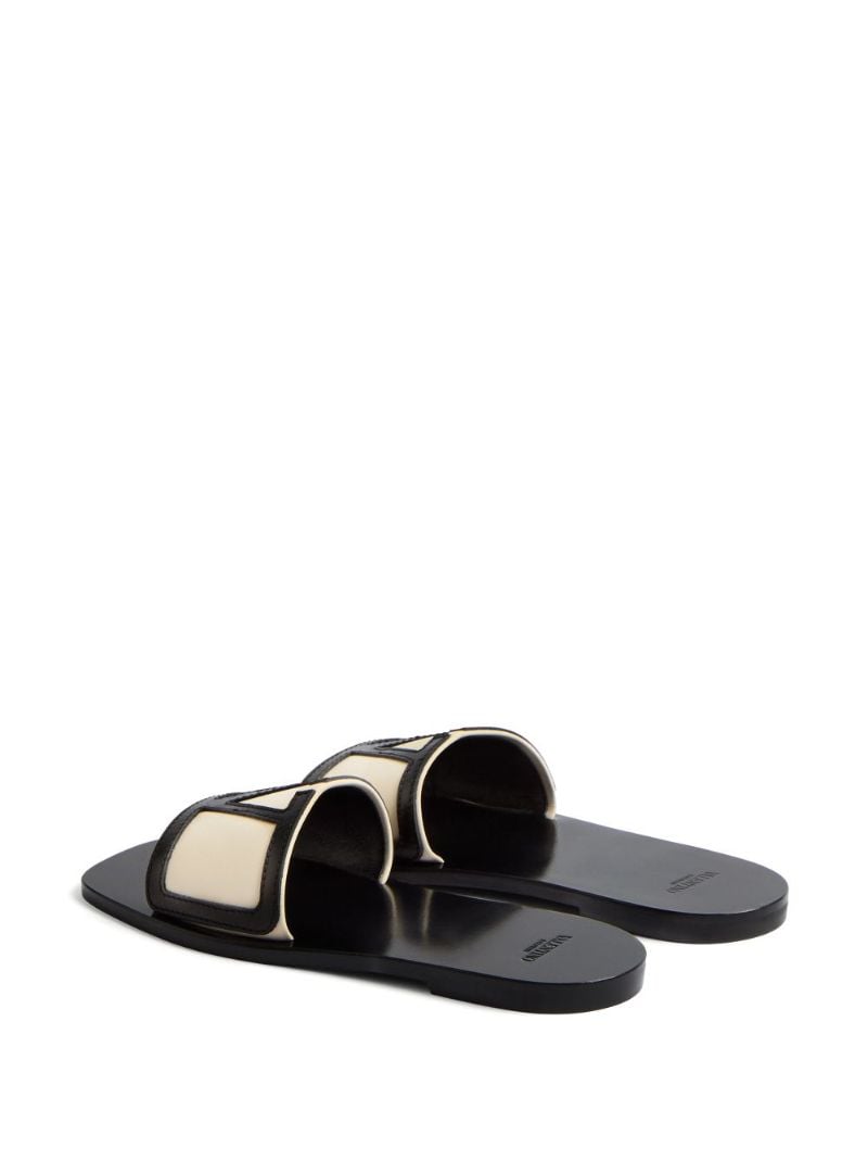 Vlogo Sandals