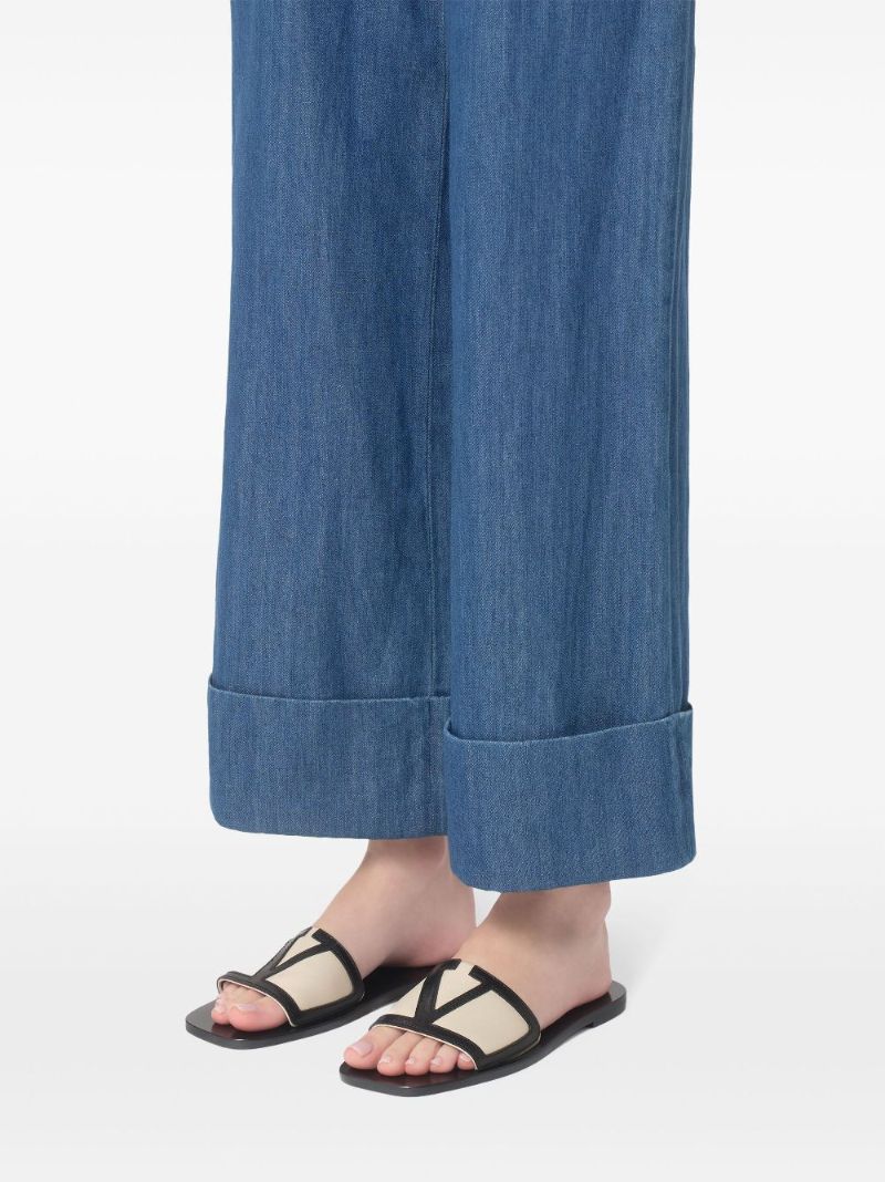 Vlogo Sandals