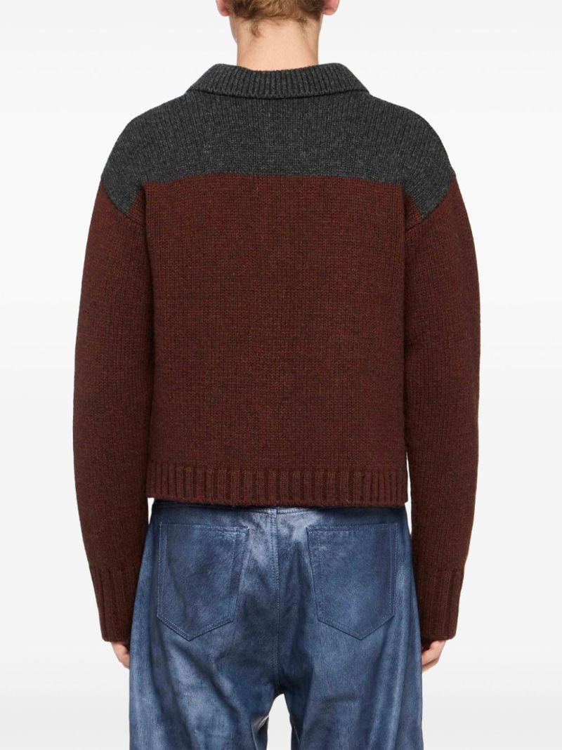 House Jumper