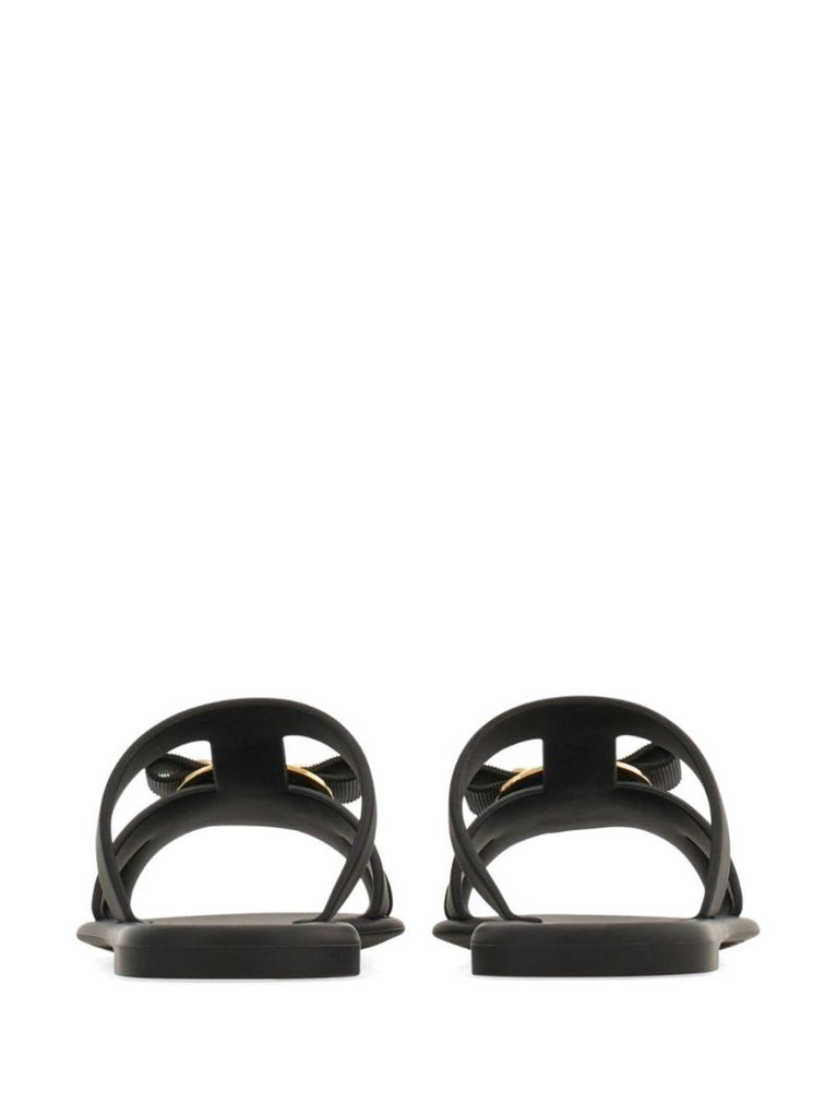 New Vara Sandals