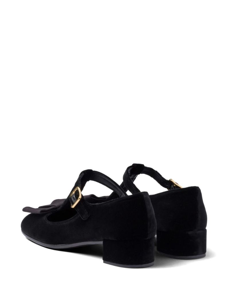Black Velvet Pumps