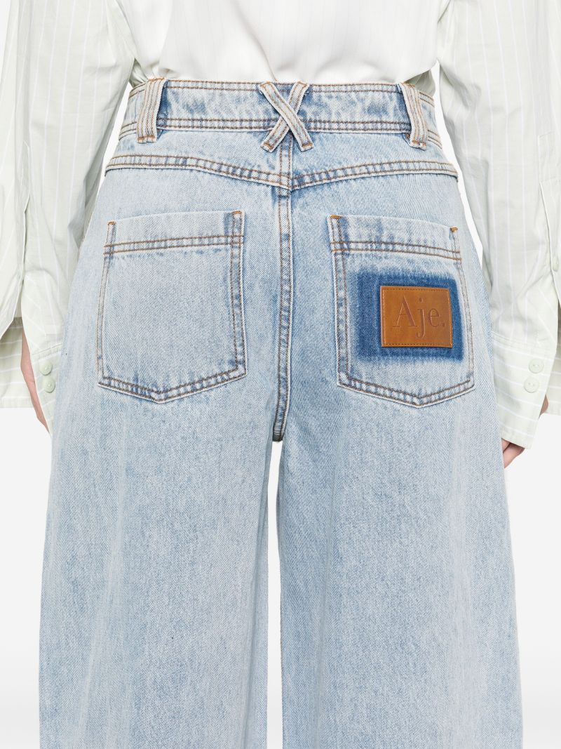 Aura Jeans