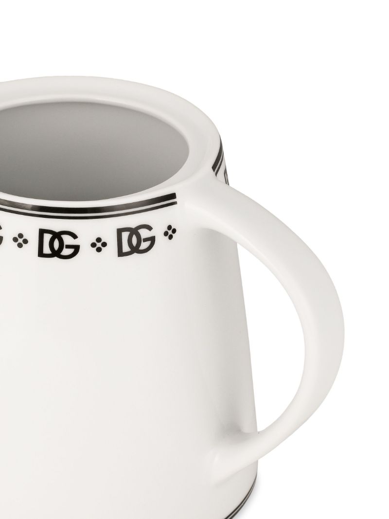 White Dg Teapot