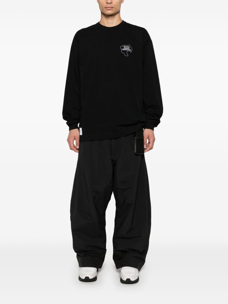 Black Slogan-embroidered T-shirt