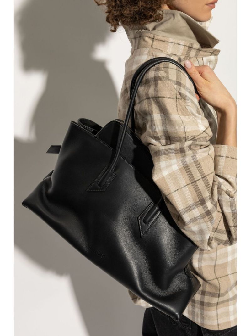 Medium La Passeggiata Shoulder Bag
