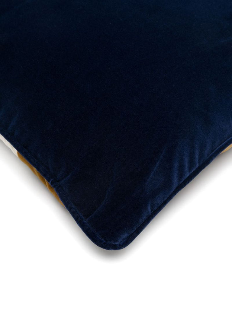 Susan Cushion (55cm X 55cm)