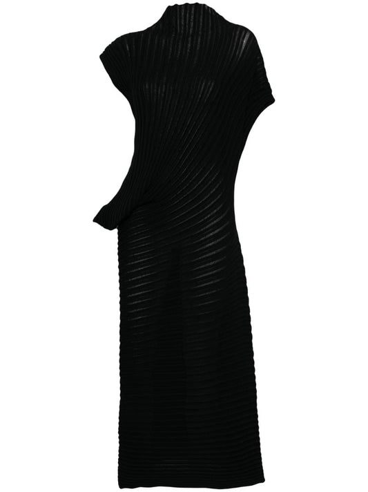 Black Pleated Dress