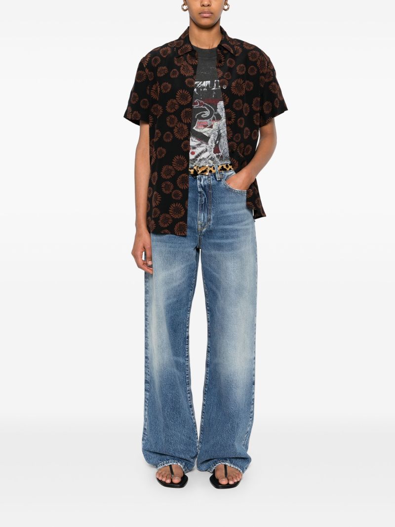Wide-leg Jeans