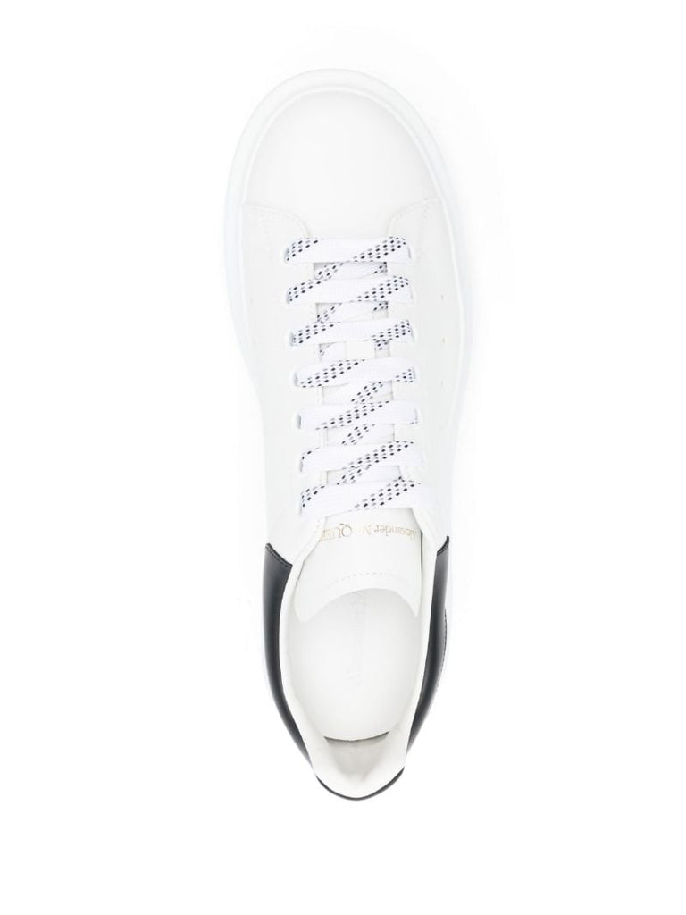 Larry Sneakers